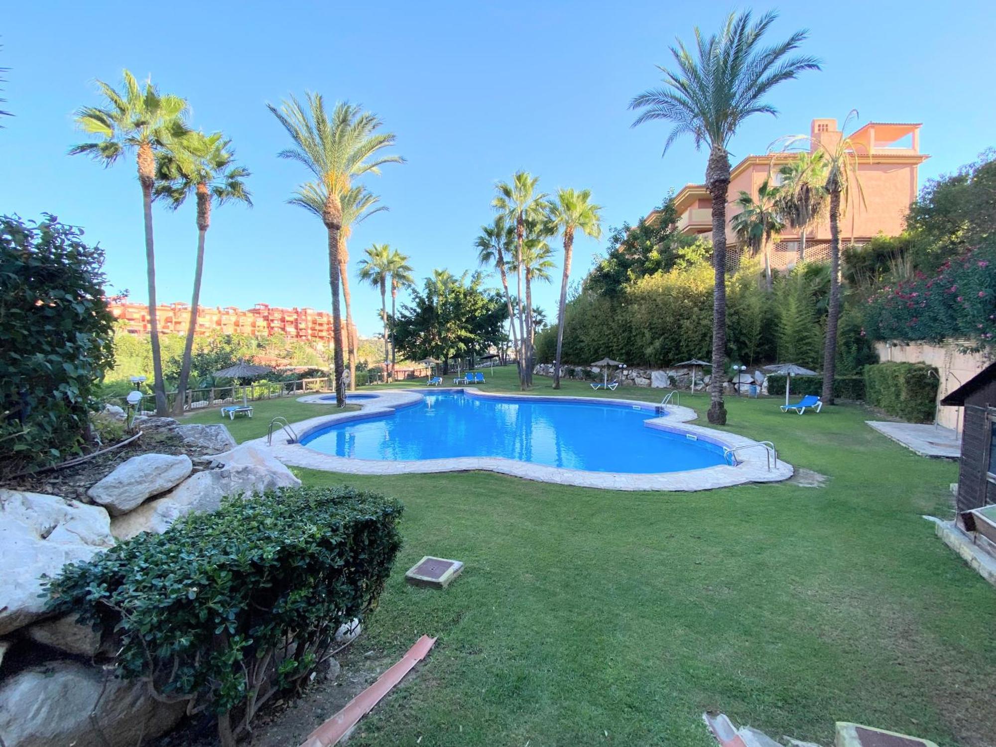 Golf & Resort Apartment In La Reserva De Marbella Exterior foto